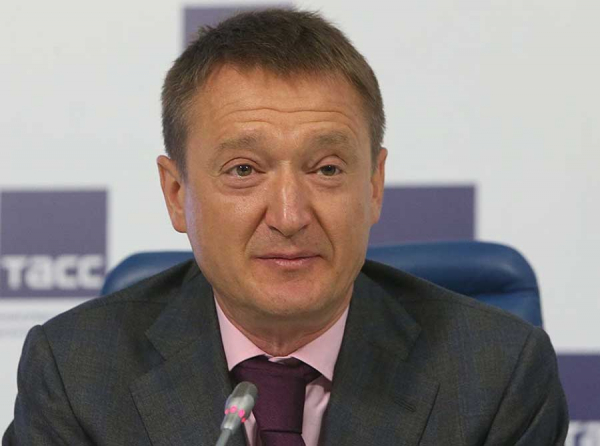 Семейный подряд во власти: как семья экс-сенатора от Калининградской области Олега Ткача и его родственники осваивали бюджетные потоки и офшорные активы