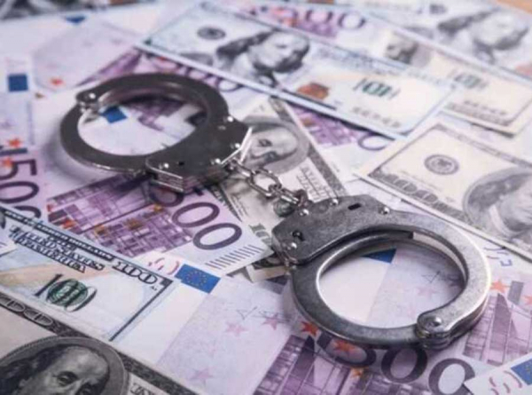 Международный розыск и зачистка информации сети: фигурант дела Никиты Белых Юрий Судгаймер оказался ключевым обвиняемым в махинациях с кировским госимуществом