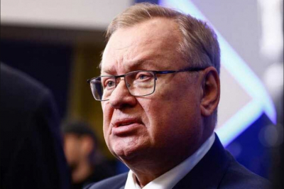 Андрей Костин сделал ВТБ «семейным банком», приняв туда своих родственников на работу