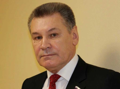 Помощник Сергея Коткина Вугар Гусейнов: BMW со спецсигналами, провал схемы с Ингосстрахом и имущество на родственниках