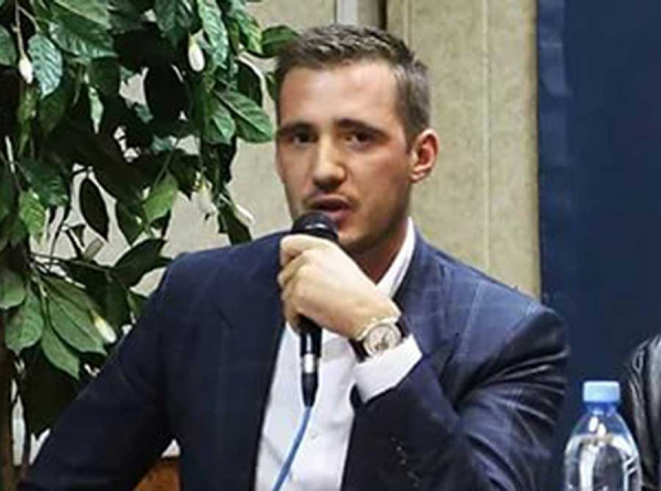 Кошелек Дюминых с переподвыподвертом: госактивы для чиновника скупает ширма?