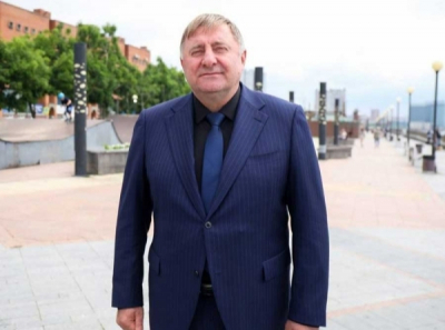 Жан Кузнецов теряет контроль над ситуацией после того, как начался "слив" доказательств