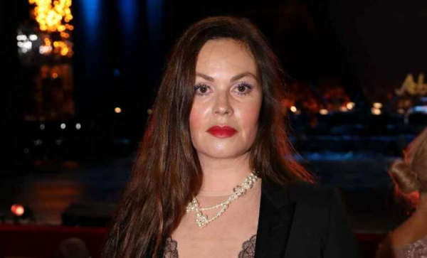 Ведущая Первого канала Екатерина Андреева избегает санкции благодаря гражданству Черногории и Гондураса