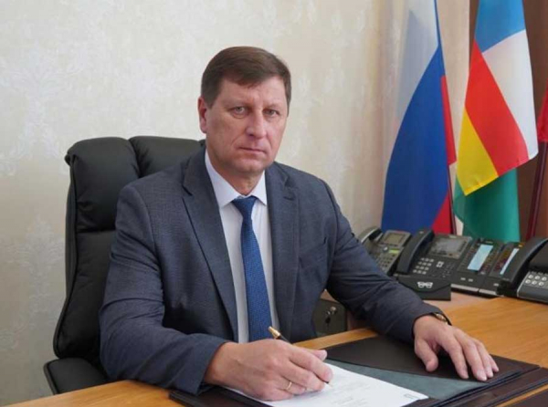 Обь по понятиям: мэр Сергей Синяев собрал команду из осуждённых чиновников