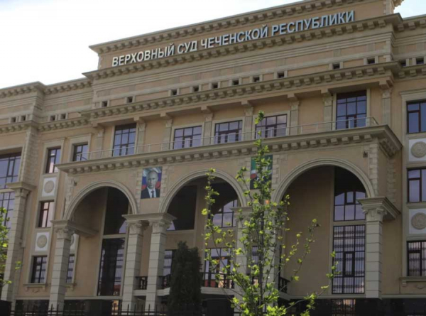 Тучи над Верховным судом Чечни: как родня Даудова пыталась переписать 30 премиальных автомобилей и проиграла в кассации