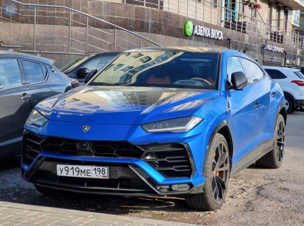 Lamborghini Urus Виктории Шавериной: как мини-отели Живи здесь и ООО Меркурий уходят от налогов
