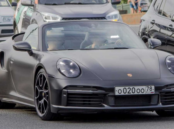 Империя на колёсах: как Сергей Шульжик и Трансавто-I катаются на Porsche за счёт бюджета Петербурга