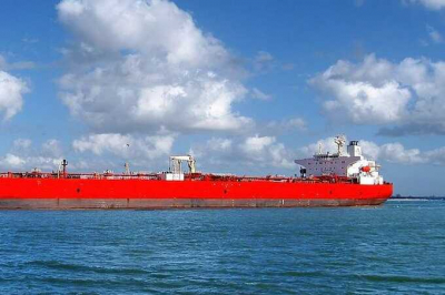 США обратились к коммерческим судам с просьбой сторониться территориальных вод Ирана в Ормузском проливе