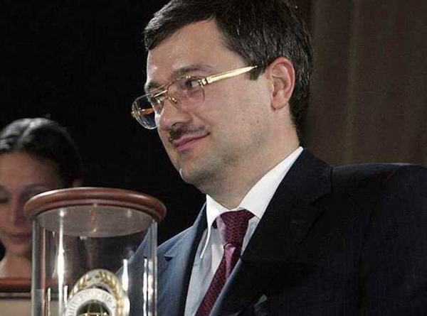 How the absconding banker Motylev swindled depositors and pensioners: dozens of billions were siphoned into 300 fictitious companies in Cyprus and BVI, while courts fail to locate authentic signatures