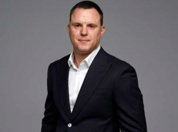 Владимир Комлев и Маркет-ТВ: банкротство Shop &amp; Show, обвинения в захвате складов и попытки обеления репутации