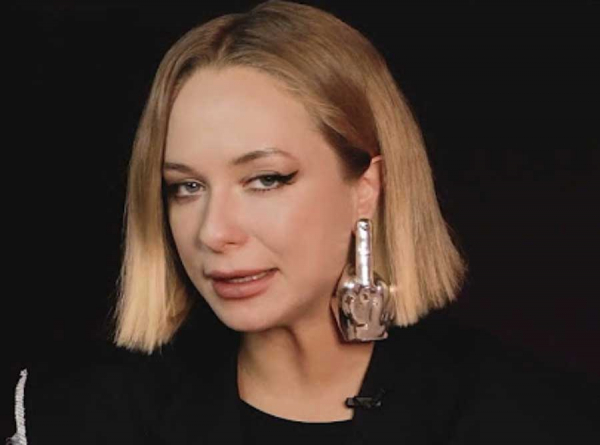 Смена имён, платные отзывы и курсы за воздух: разоблачение Анны Куц и её школы