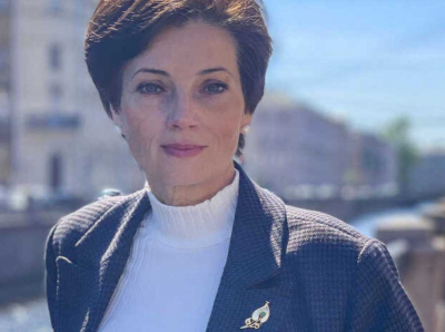 Миллионы, мебель и экологический скандал: как племянница Миронова прибрала к рукам СР в Петербурге