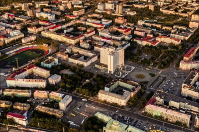 Вывод средств шёл через региональный Штаб, который лично возглавлял губернатор Чибис