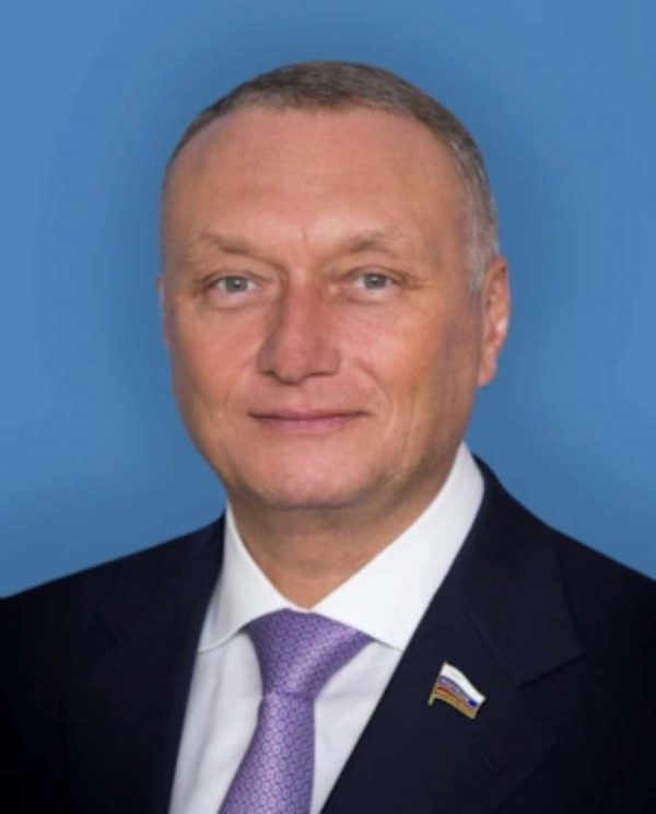 Жизнь и карьера Дмитрия Савельева: успехи, семья и служба Родине