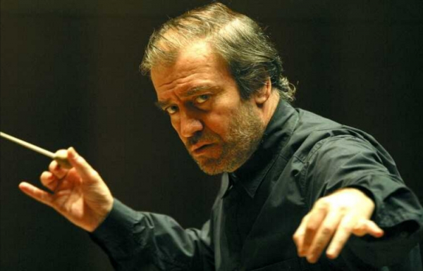 Цена лояльности: компании Валерия Гергиева терпят убытки на зарубежных рынках, угрожая его империи